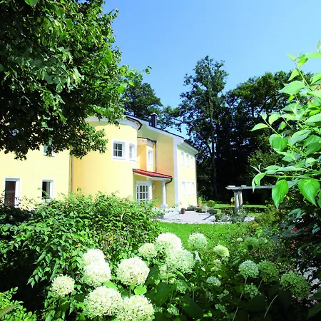 Guest house Haus Hildegunde Bad Fussing