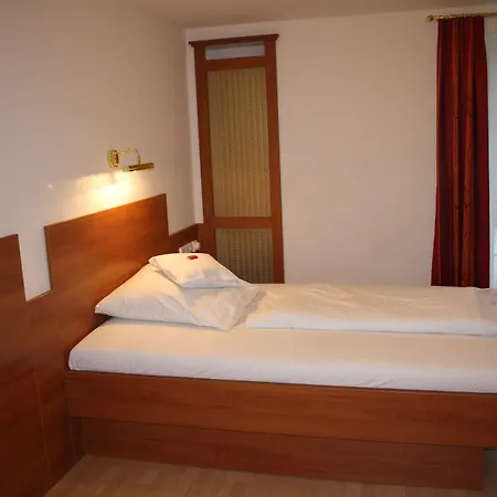 Haus Hildegunde 2*