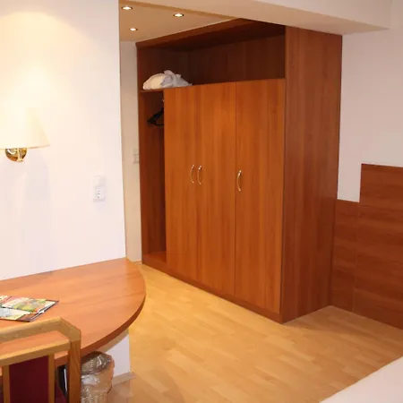 Haus Hildegunde Penzion 2*