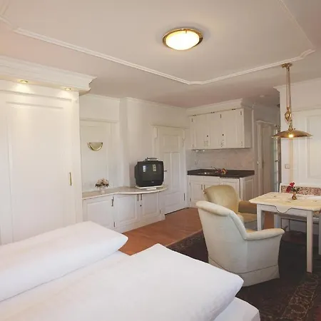 Haus Hildegunde Gæstehus 2*