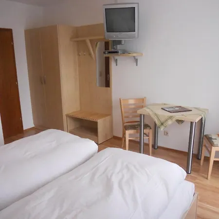 Haus Hildegunde Gæstehus 2*